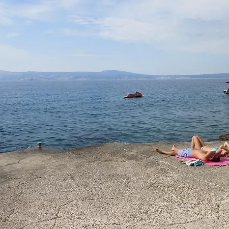 Ana Πανσιόν Novi Vinodolski