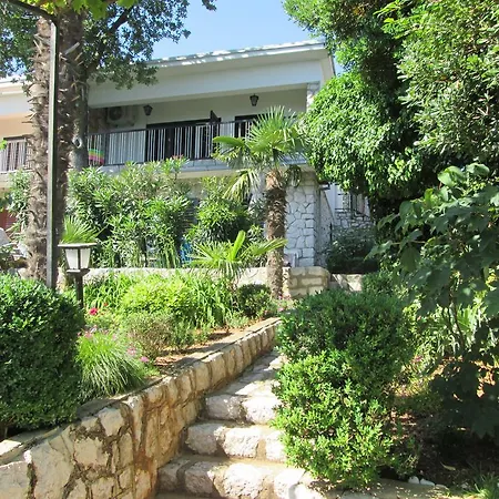 Ana Gostinjska kuća 3*